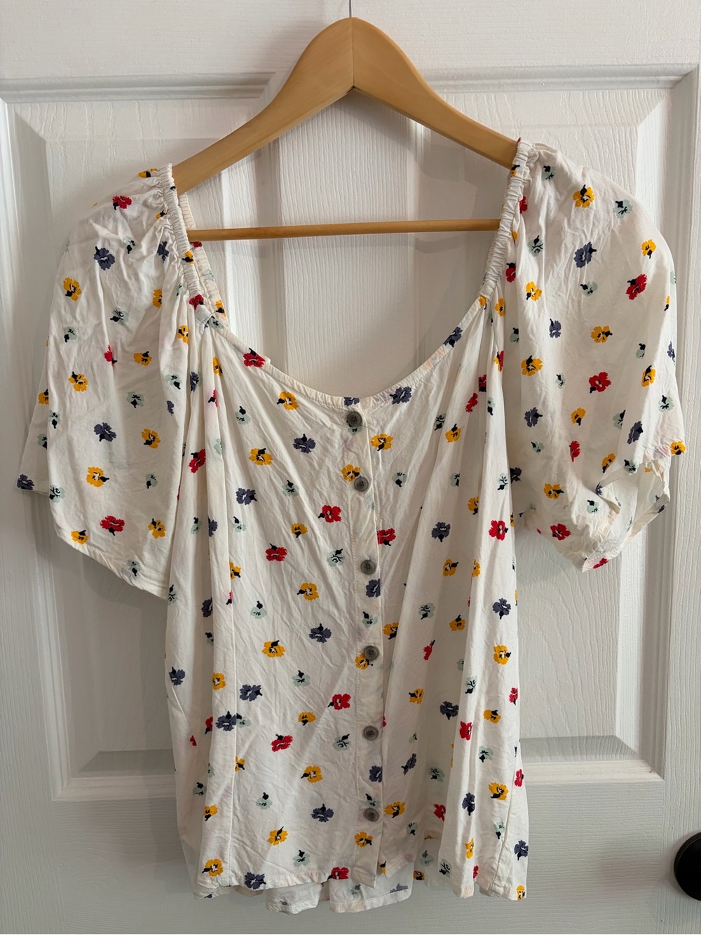 Madewell White & Floral Smocked Button Down Puff Sleeve Top - Size L